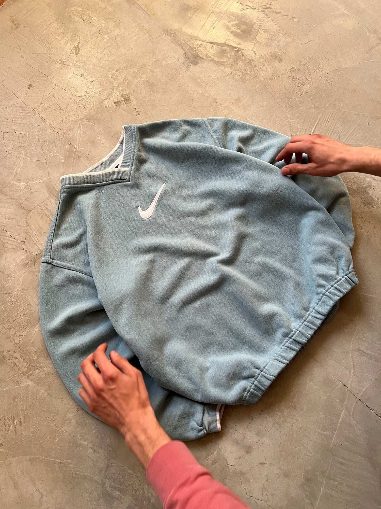 Nike Sweatshirts & Hoodies - SNDSHP