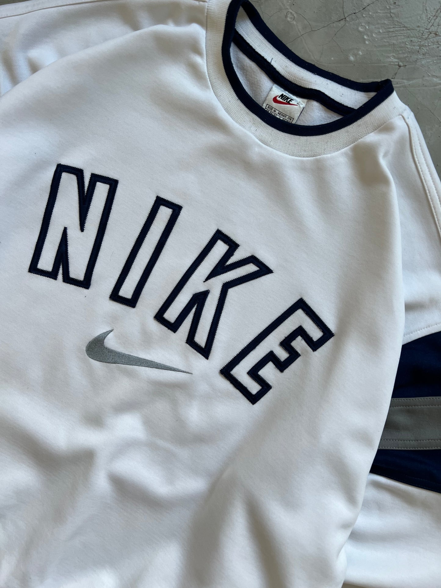 Nike vintage sweatshirt - M