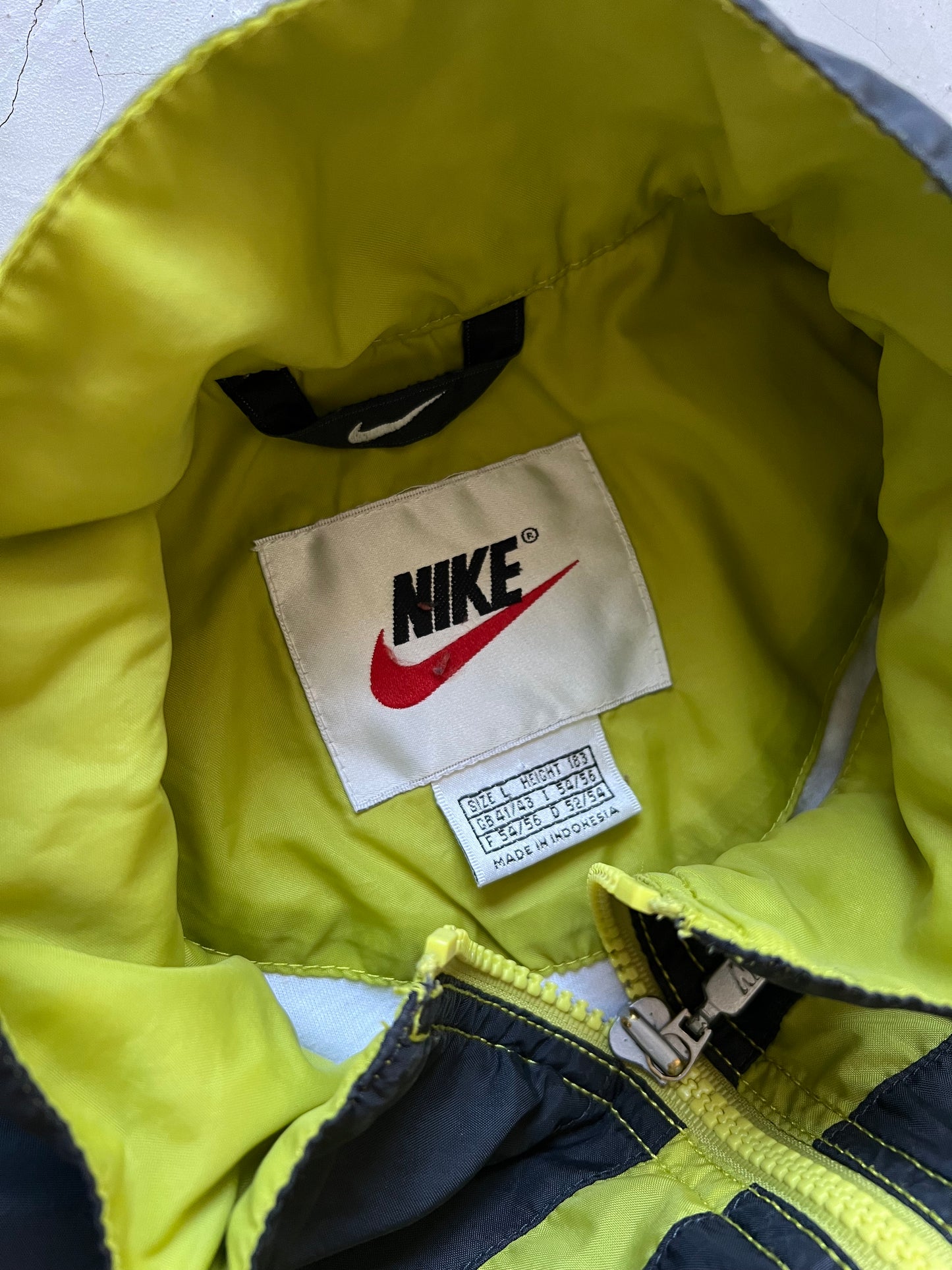 Nike vintage jacket - L