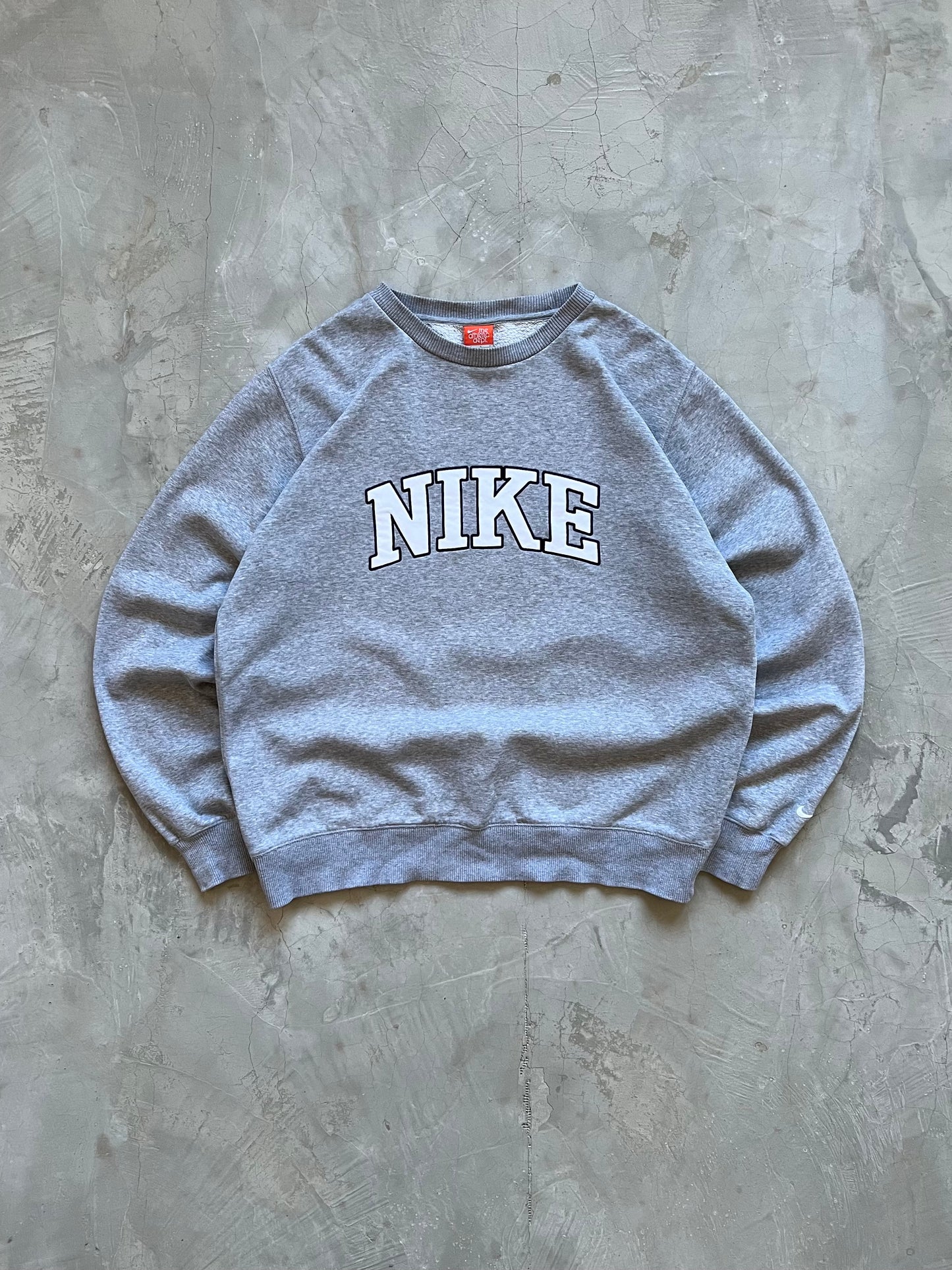 Nike vintage sweatshirt - L