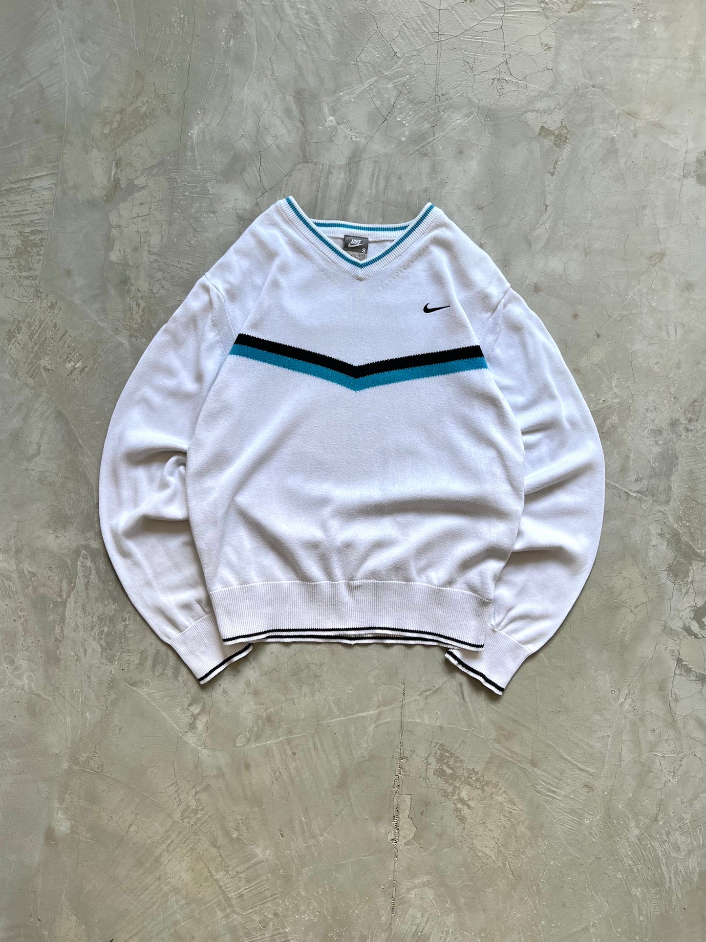 Nike vintage sweater - S