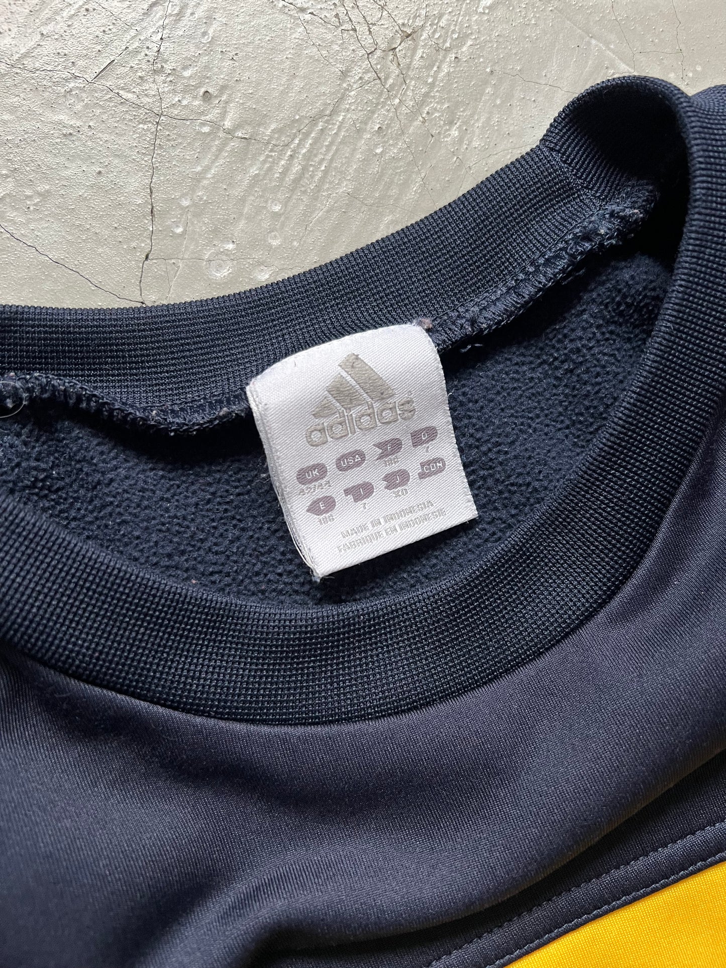 Adidas vintage sweatshirt - L