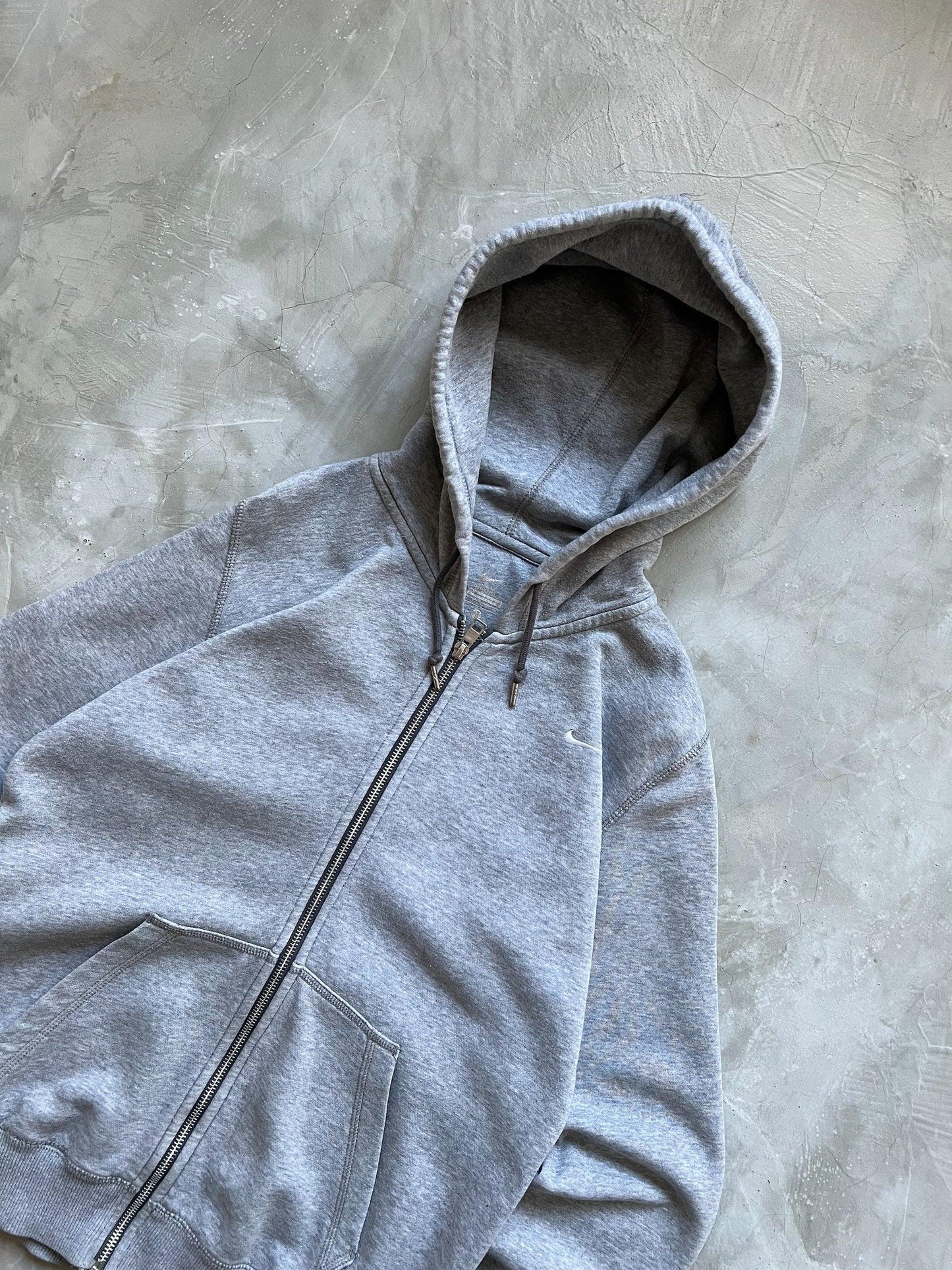 Nike vintage zip hoodie - M - SNDSHP