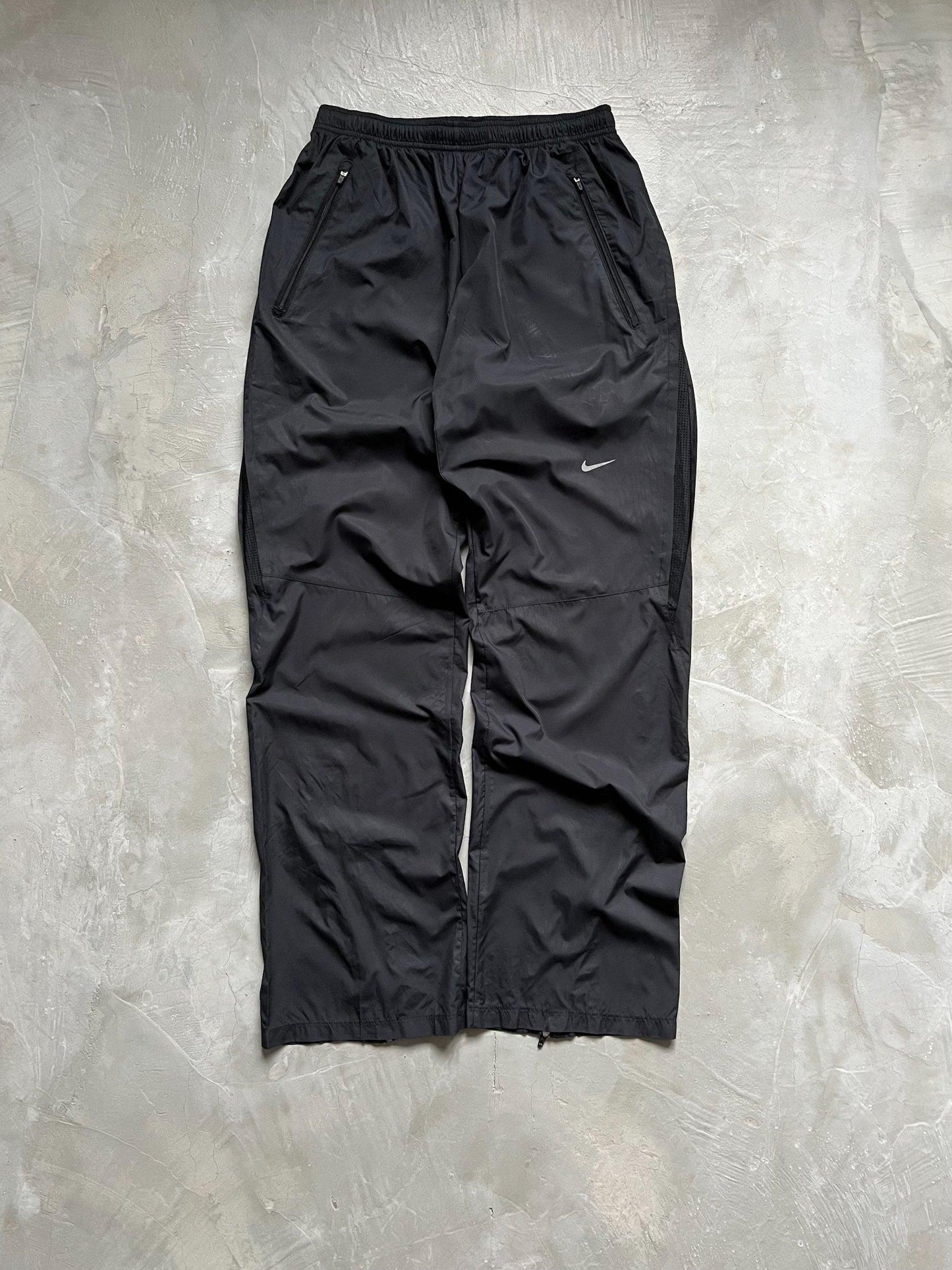 Nike vintage trackpants - M - SNDSHP