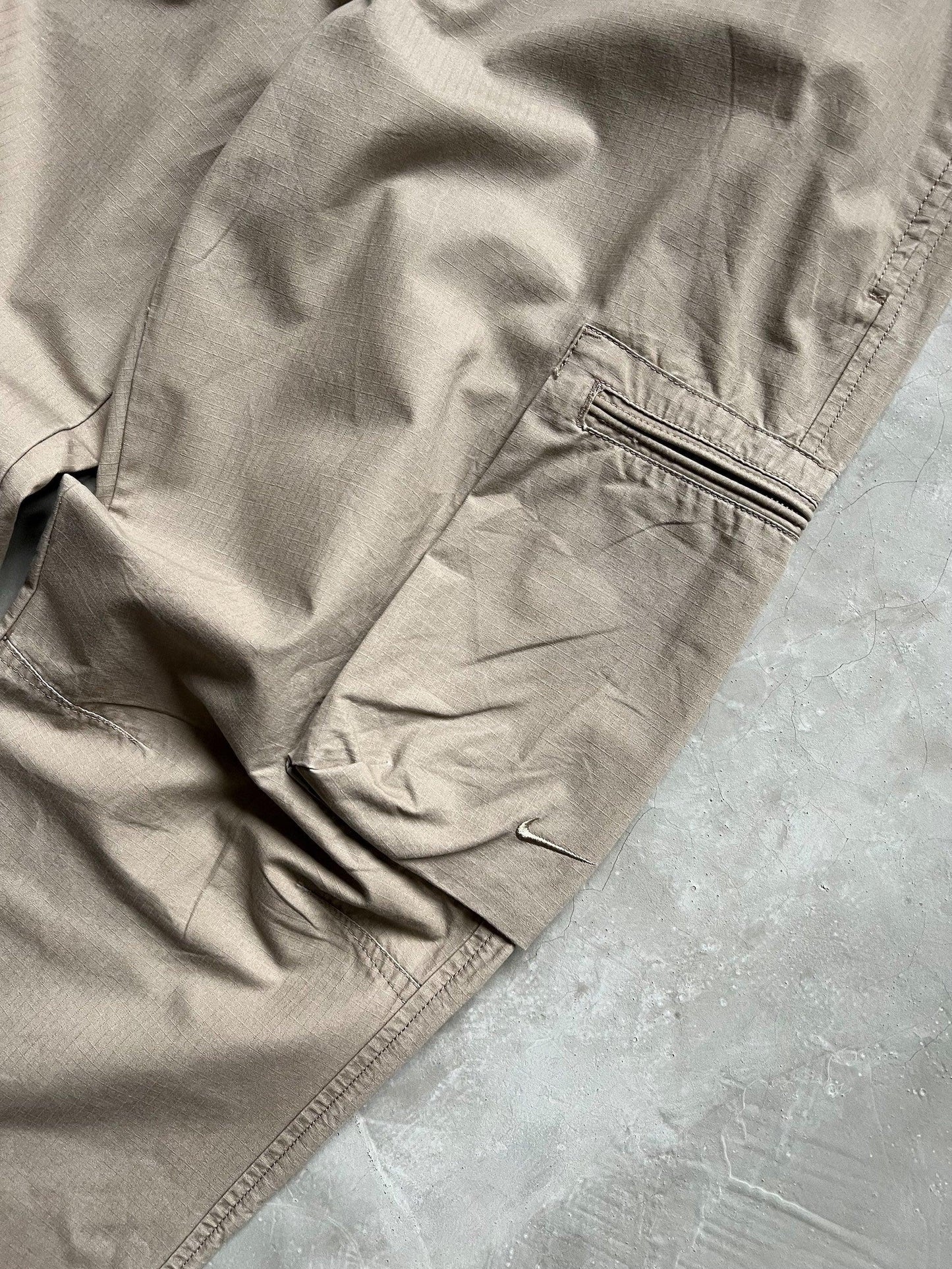 Nike vintage pants - L - SNDSHP