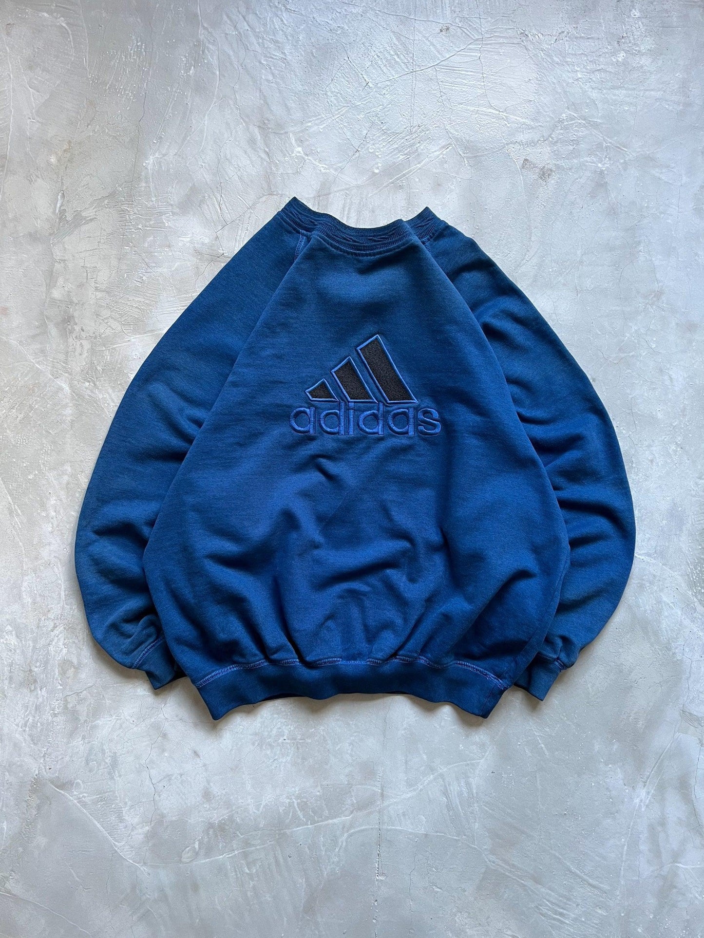 Adidas vintage Sweatshirt - M - SNDSHP