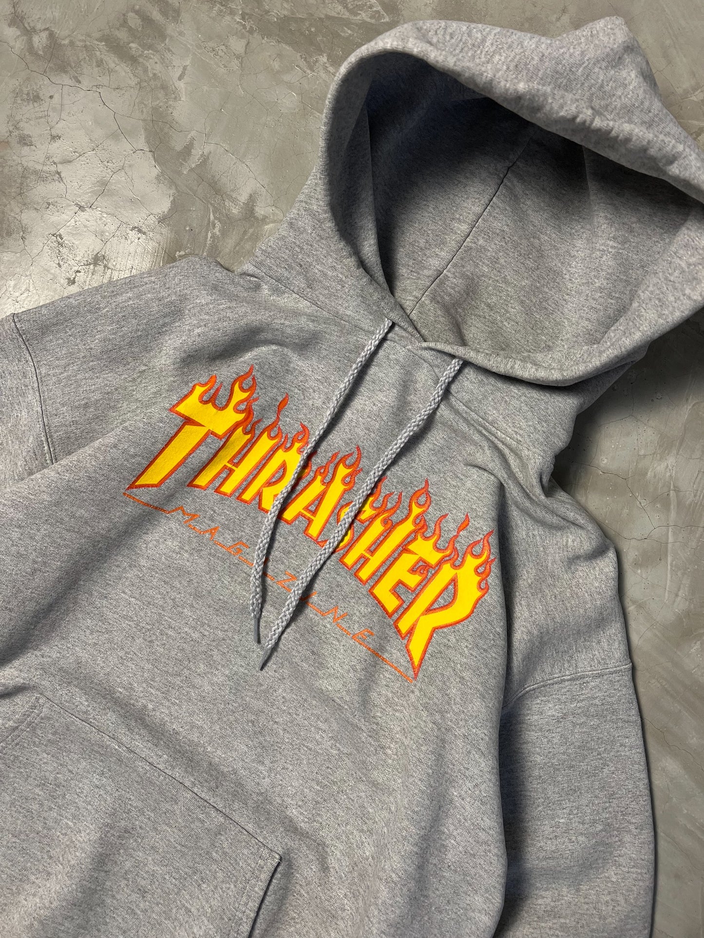 Thrasher vintage hoodie - L