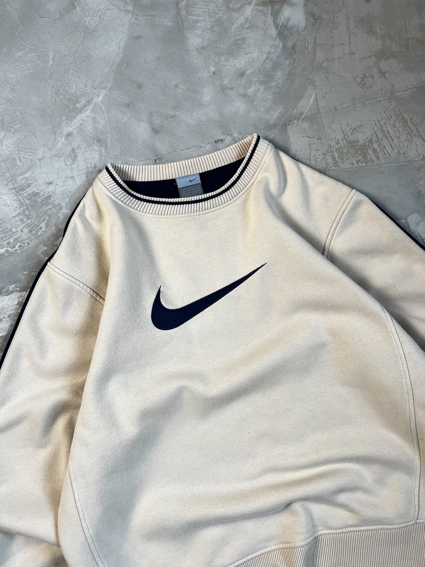 Nike vintage sweatshirt - M