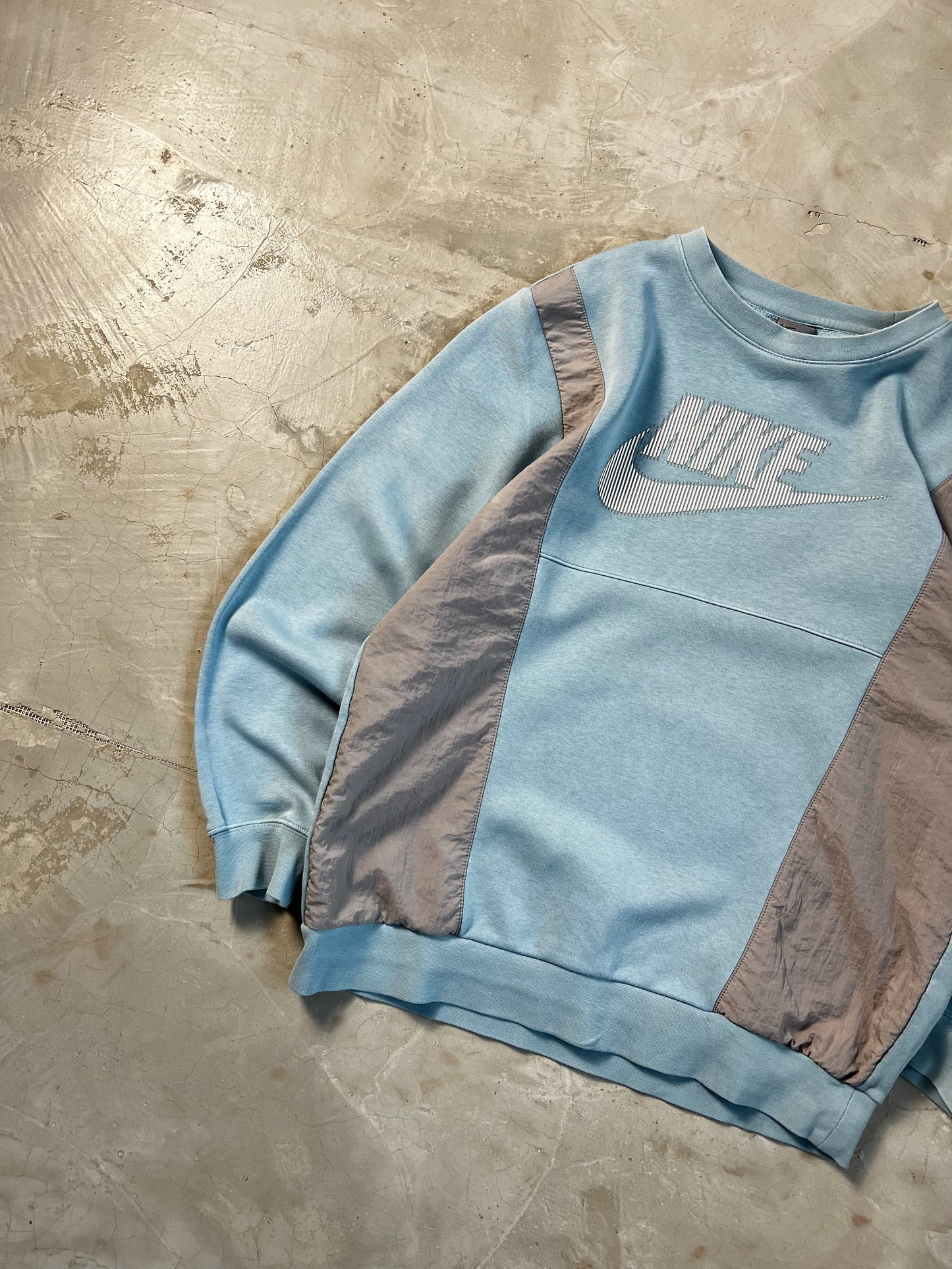 Nike vintage sweatshirt - L (M)