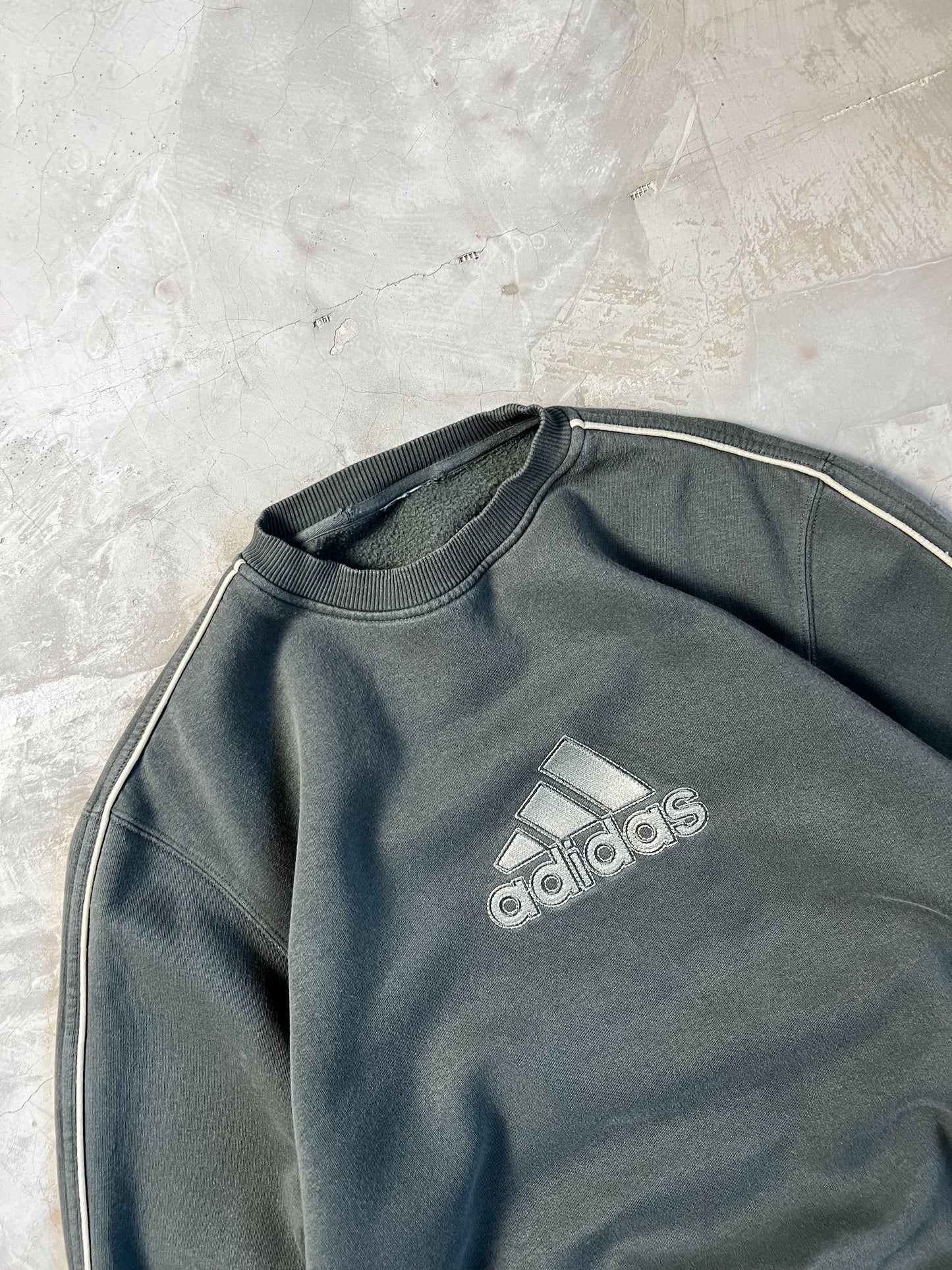 Adidas vintage sweatshirt - M