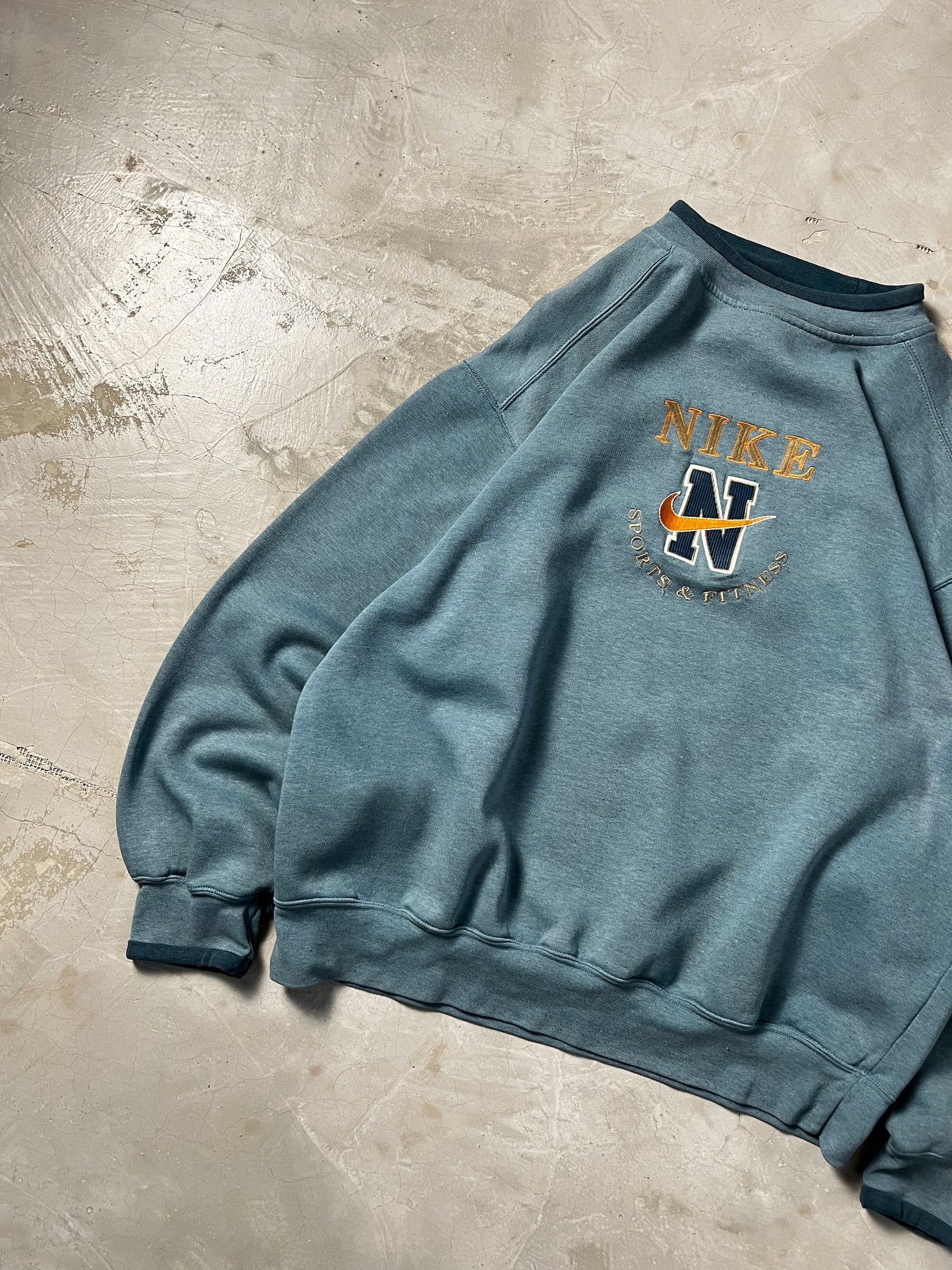 Nike vintage sweatshirt - L