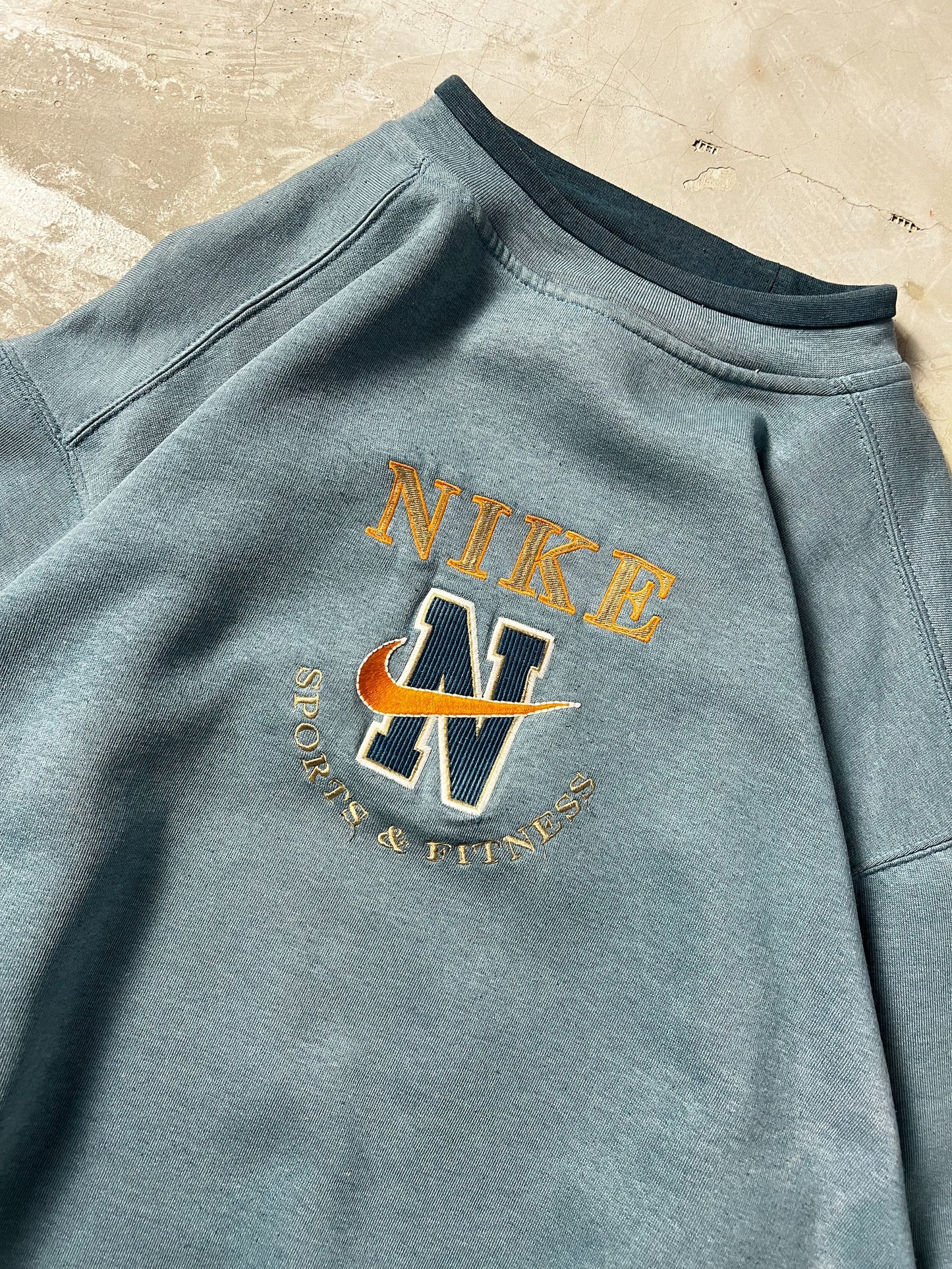 Nike vintage sweatshirt - L