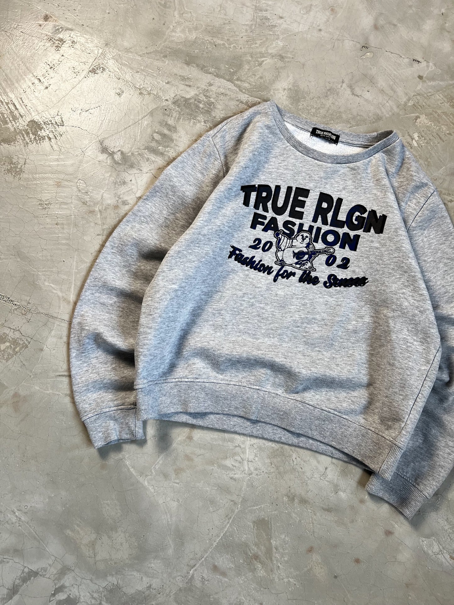 True Religion vintage sweatshirt - M