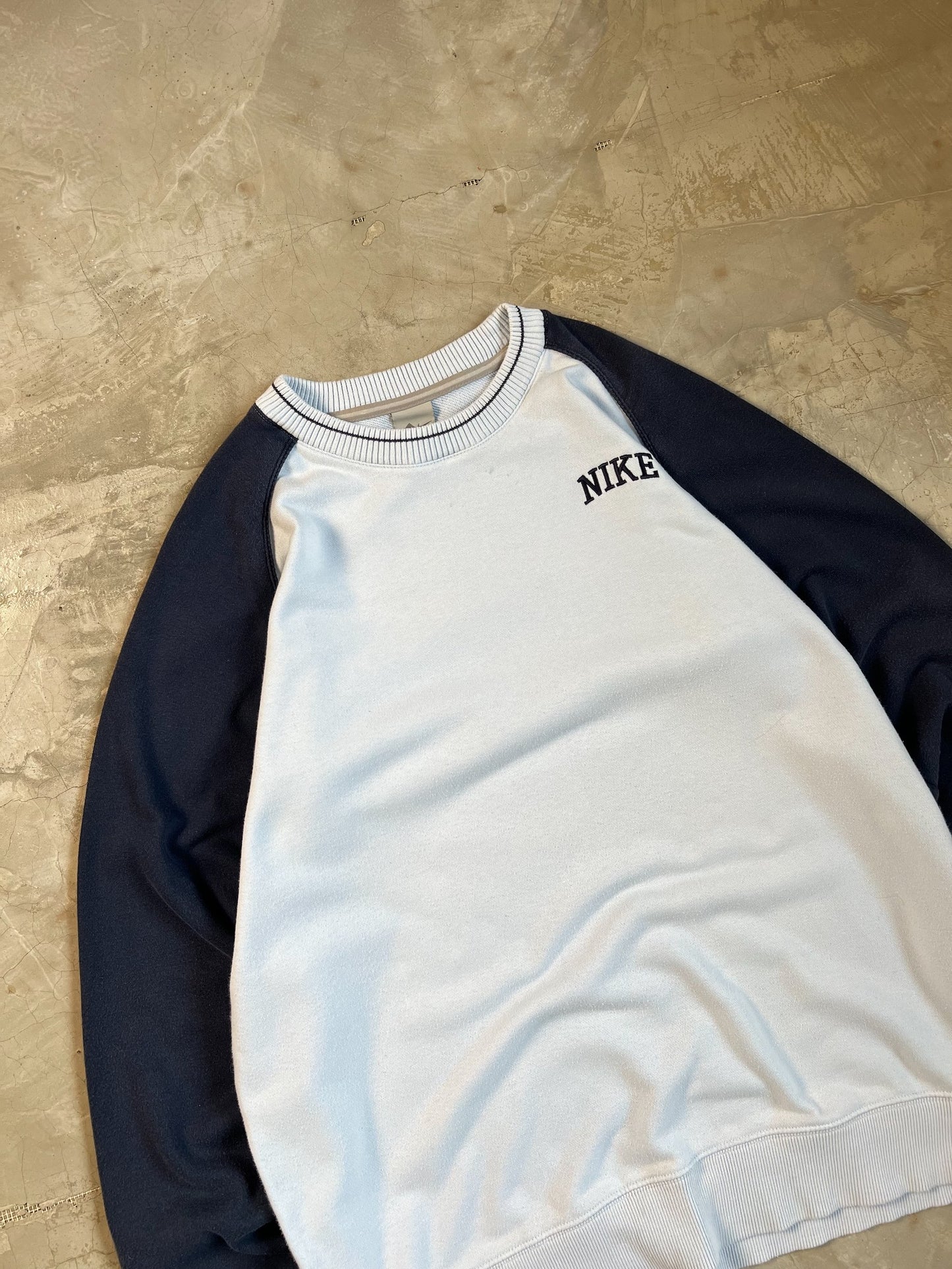 Nike vintage sweatshirt - L